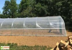 Serre Tunnel Tonneau En Polyéthylène 45 M² - 5ème Saison 9 X 5 M